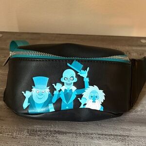 Disney Loungefly Haunted Mansion Hitchhiking Ghosts Fanny Pack